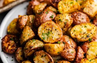 Sheet Pan Crispy Breakfast Potatoes