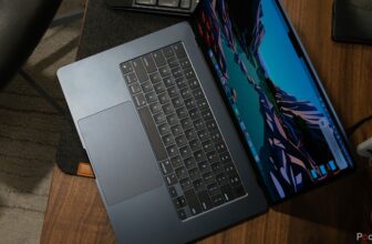 Hear me out with these 5 causes to choose up a MacBook Professional case