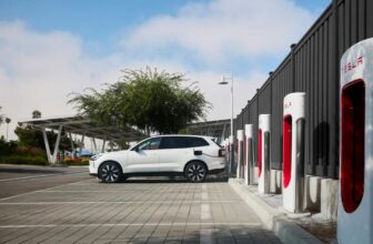 Volvo EV drivers can begin utilizing Tesla’s Supercharger community this month
