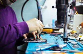 Apple Has Begun Promoting iPhone 16 Substitute Components