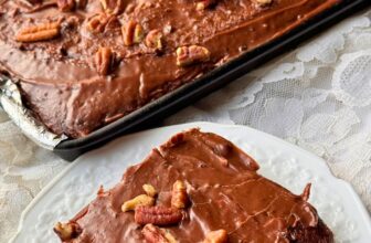 TEXAS SHEET CAKE – The Southern Woman Cooks