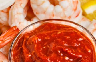 Simple Cocktail Sauce (Solely 10 Minutes to Make!)